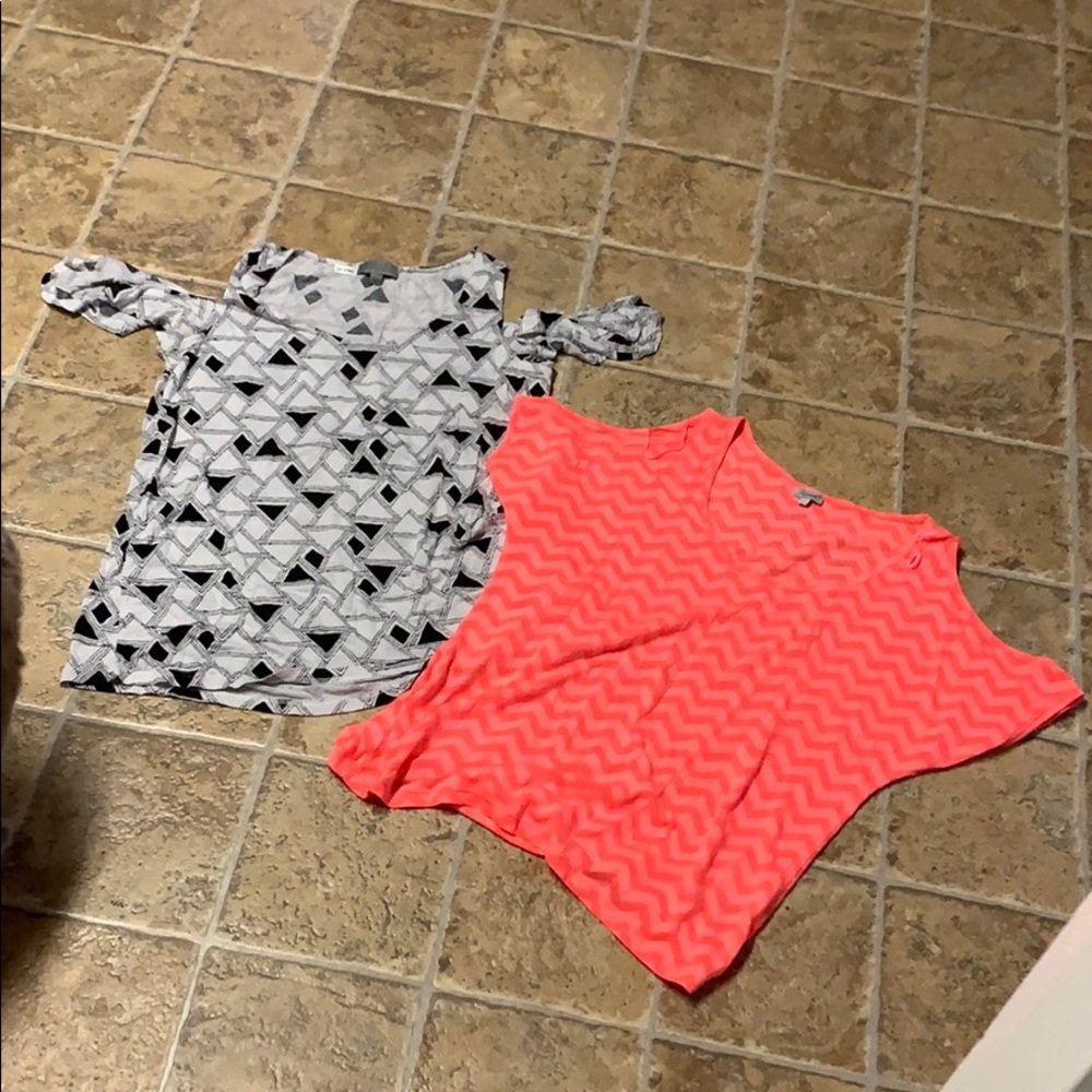 🌺 🤩2  EUC cold shoulder short sleeve tops
